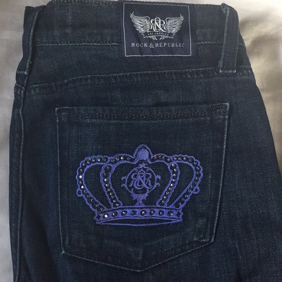 Rock and Republic flare jeans - Picture 2 of 4